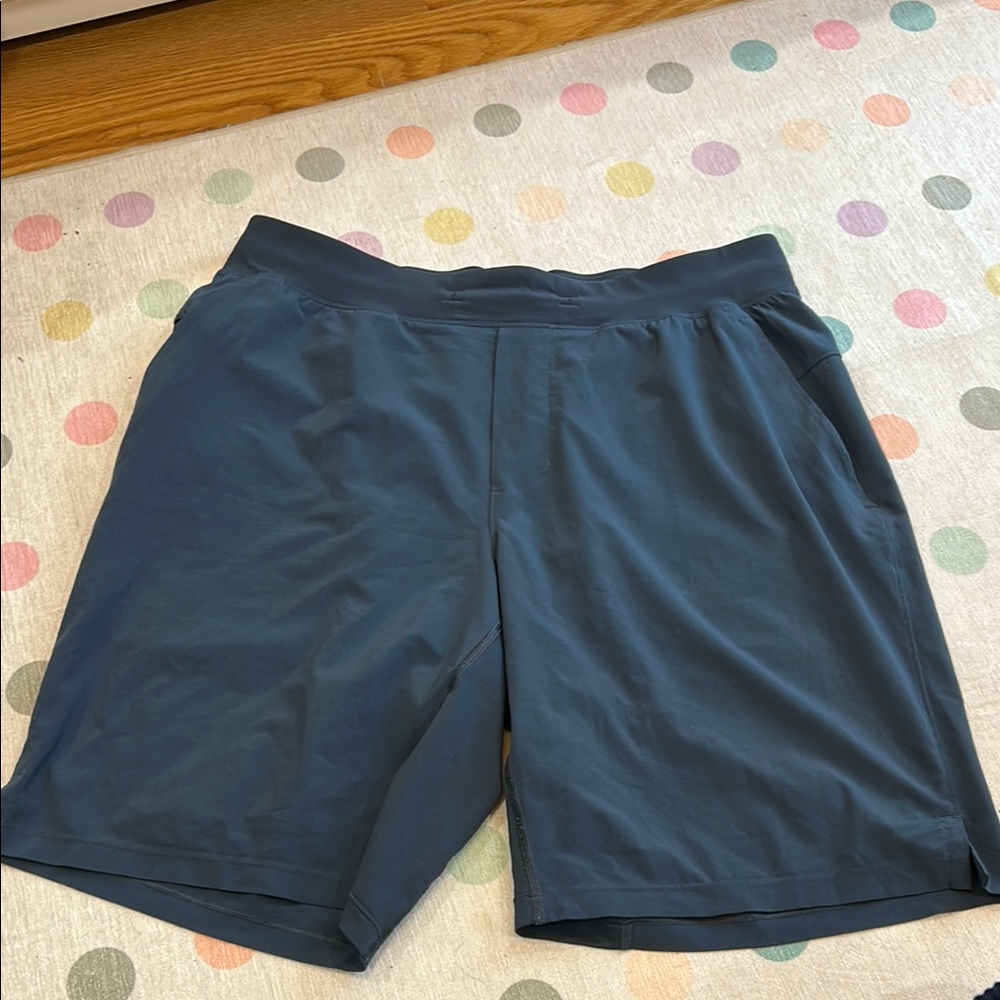 Athletic Blue Shorts with Elastic Waistband and Relaxed Fit